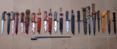 Buenas, vendo estas bayonetas:
 1- AK 47 Type  .Adoptada en Bulgaria a partir de 1955 y las más parecidas 00
