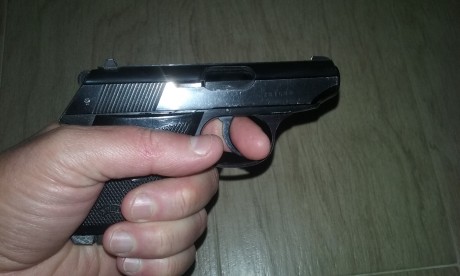 Posiblemente el mejor arma en calibre 22lr. 
Doble y simple acción. Muy poco común.  Buen estado. Envio 00