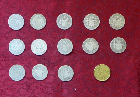 Auténticas monedas de plata (varios años) cambio por Colt Navy .36 de cañón largo en perfecto estado. 00