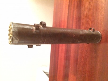 O sea que vendo este tubo, que no se como se llama. Se que es de la época de la guerra civil, pero no 02