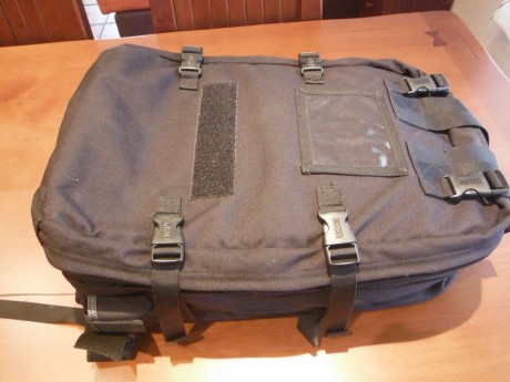 VENDIDA mochila Blackhawk S.T.O.M.P II medica en color negro, prácticamente nueva, nunca a salido al campo, 02