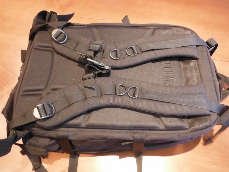 VENDIDA mochila Blackhawk S.T.O.M.P II medica en color negro, prácticamente nueva, nunca a salido al campo, 01