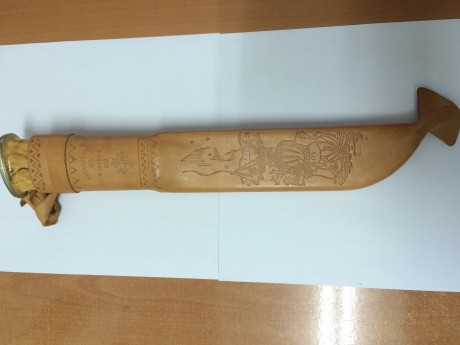 Vendo un magnífico cuchillo de coleccionista, fabricado en Finlandia con acero de alta calidad,fabricado 02