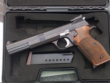  Vendo esta SWISS ARMS SIG P210-5 LS  HEAVY FRAME de 6" posiblemente la mejor pistola en calibre 32