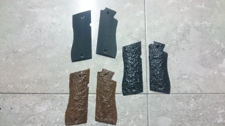 Hola vendo dos cargadores de star bkm en perfecto estado. 15 euros cada uno.
Tambien vendo tres juegos 01