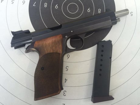  Vendo esta SWISS ARMS SIG P210-5 LS  HEAVY FRAME de 6" posiblemente la mejor pistola en calibre 21