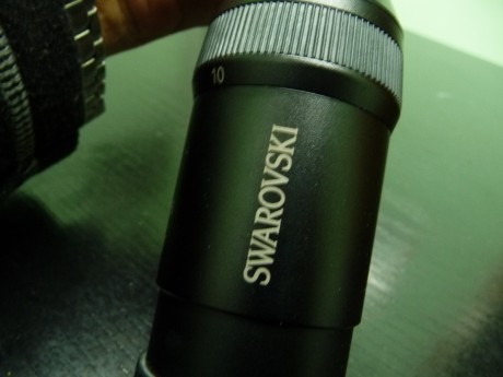 Vendo visor Swarovski Habitch 2,5-10x56, en perfectas condiciones, sin ninguna marca ni de uso ni de anillas, 02