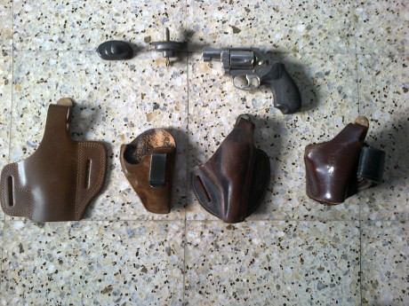 Por Incapacidad Permanente Total, he de vender la SMITH & WESSON 38 - 2 Pulgadas acero inoxidable. 02
