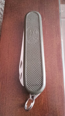 Muy buenas a todos.
Vendo mis cajas de munición (vacías) del ejército español de 800 cartuchos calibre 02
