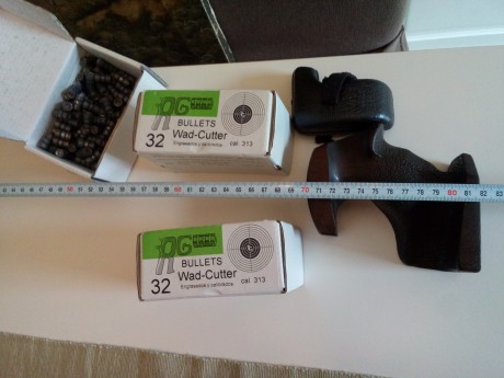 Se vende empuñadura y cazavainas para Walther Gsp. Madera noble con punto de acero para inscripcion del 00