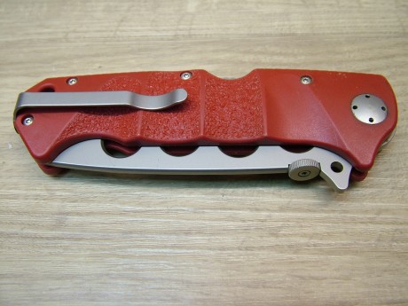  RETIRADO DE LA VENTA 
Navaja entrenamiento marca Boker Jim Warner.
Original, no copia.
Muy buen estado 02