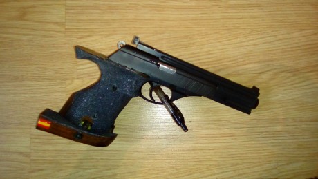 Buenas noches amigos.
Vendo ASTRA TS22, impecable, con poco uso. anteriormente perteneció a un compañero 00