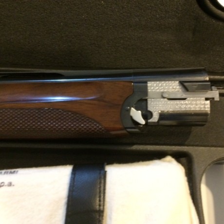 Buenas tardes

Vendo , por no usar, una escopeta Beretta 682 GOLD E, especial para Trap
La escopeta está 11