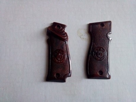 se venden estas cachas.

pistola star ss--20 euros
pistola llama-------20 euros 
pistola, desconozco modelo.. 02
