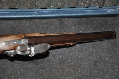 Otra que saco, pistola Le Pague. Cañón de la original de Pedersoli, disparador de Pedersoli, llave de 11