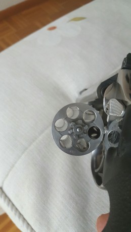 Por problemas fisicos que me inpiden tirar vendo mi maravilloso revolver Smith Wesson 686  -  357 Magnun-38 11