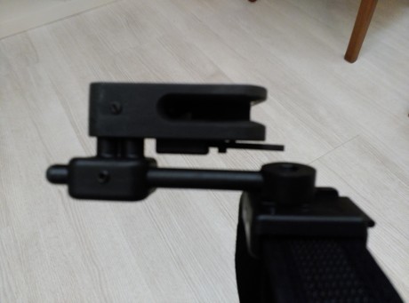 hola vendo cinturón de IPSC  de 125 cm con funda para tangfolio stock 3 y tres portacargadores solo usado 00