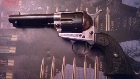 Debido a la defuncion de uno de los socios de nuestro club. Ponemos a la venta alguna de sus armas (lo 10