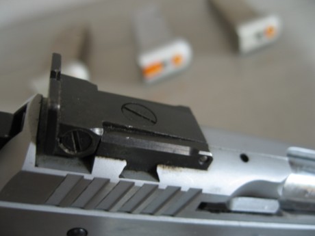   VENDO TANFOGLIO 9 MM PB      MÁS REBAJADO   

Vendo pistolola marca Tanfoglio modelo Limited calibre 11