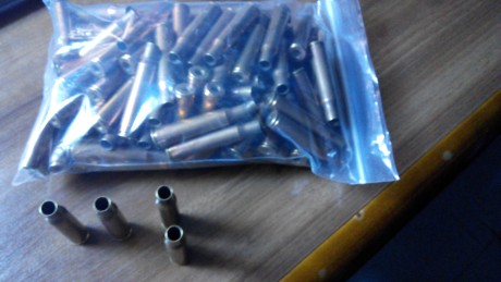 Vendo vainas de calibre 7x57 con un disparo. Desempistonadas, recalibradas y lavadas.
Las hay Sellier&Beliot, 00