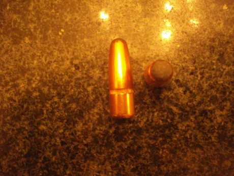Vendo 100 vainas del calibre .35 Whelen con un solo tiro y pasadas por Tumbler con 100 puntas Hornady 02