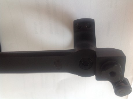 Hola, vendo monturas originales para Mauser M03 con anillas de 30 mm. Están en Madrid. Precio 200 euros 00