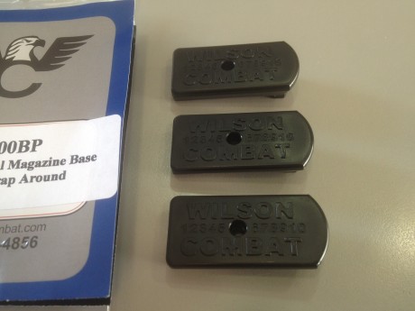 VENDO Lote de 3 Bases para Cargadores monohilera (armazón 1911) de 9 mm, marca Wilson Combat.
Estan NUEVOS, 01