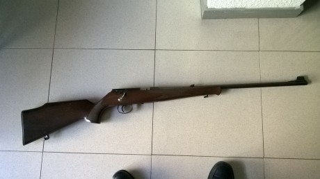Pues yo de armas largas no entiendo. Así que ahí lo debo. Si a alguien le interesa...... se vende por 00