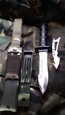Hola, pongo a la venta este auténtico cuchillo Aitor Jungle King 2 de los años 80, esta muy bien conservado 60