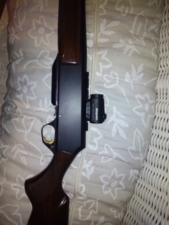 Vendo browning bar II (30-06) en muy buen estado
Dispone de un cargador de dos balas, correa y funda. 02