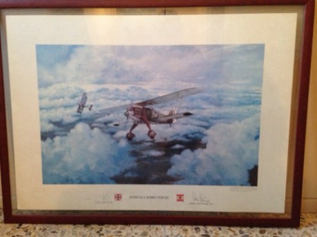 Hola

Lamina firmada por el General Adolf Galland

Se llama "Patrulla sobre Teruel"

Firmada 02