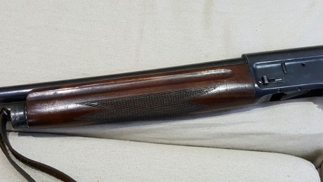 Vendo la mítica browning auto 5, tambien llamada "la cheposa".

Tengo entendido que fué el primer 11