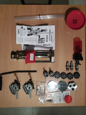 Vendo prensa Lee Pro 1000 con menos de 2000 cartuchos recargados. Comprada en diciembre de 2015. Incluidos 21