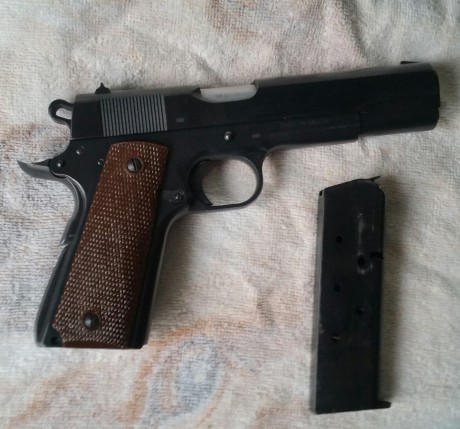 Vendo 1911 45acp Norinco, tal como está en la foto, con un cargador y una maleta que no sale en la foto, 10