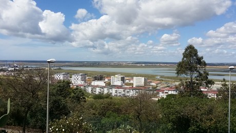 Pues si compañeros vivo en el paraíso en la tierra................ pero tanto yo como muchos onubenses 12