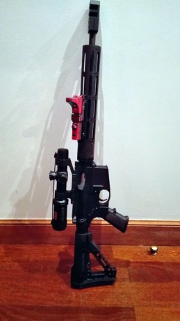 Vendo carabina MP15 smith and wesson cal 22 lr
Estado impoluta, customizada a tope
Tengo todos los originales 02
