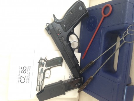 las siguientes armas para hacer hueco y darme otro capricho.
 glock 19c reservada 
GLOCK 19 C 375 euros 42