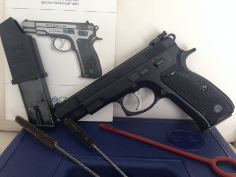 las siguientes armas para hacer hueco y darme otro capricho.
 glock 19c reservada 
GLOCK 19 C 375 euros 51