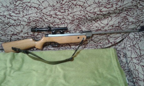 Carabina Norica 80 año 1975. 

sin visor con correa.

60€ gastos de envio a cargo del comprador. 01