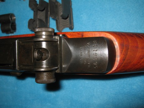 Hola

Vendo mi Garand fabricado por Harrington & Richardson en muy buen estado,por la numeracion su 31