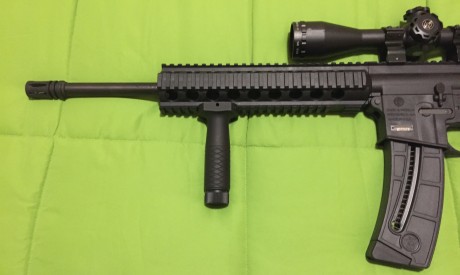 Vendo carabina S&W MP15-22 con visor Contender 4-16x40, la carabina solo ha sido utilizada para hacer 00