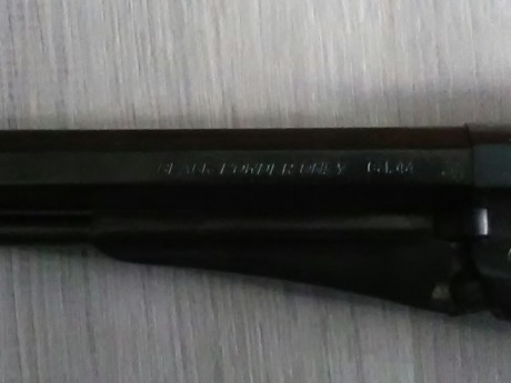 Un gran tirador y amigo, vende este revolver fabricado por Santa Barbara, calibre .44.
Precio  250€  + 02