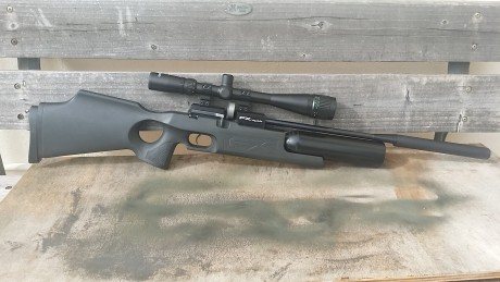 Fx royale 400 .177 sintetica, en perfecto estado y super precisa.

Visor hawke varmint 4-16×44 mil-dot
Estuche 00