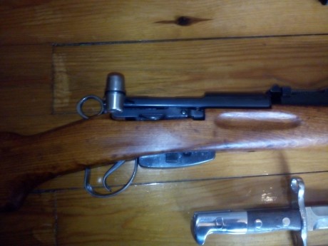 Vendo 

Mauser k98 yugoslavo, de los remarcados, muchas piezas conservan los águilas. Esta impecable nunca 10