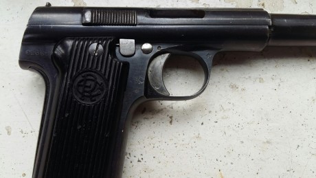Cambio esta Astra 400 de la Republica Española  1 Astra 400 R E 20151123_172401.jpg  guiada en F por Mauser 20