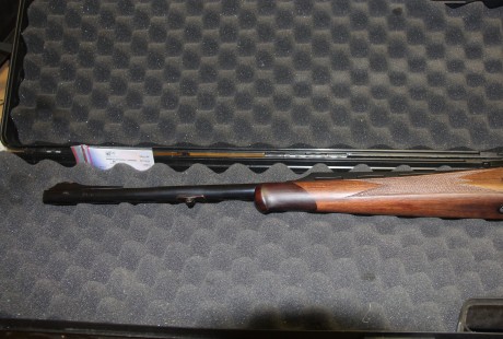  Vendo HEYM SR 20 Cal. 9.3x62. 
Perfecto de maderas y de cromado original Heyn, sin rallazos no golpes, 00