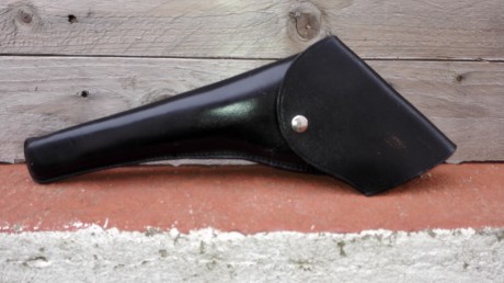 Cartuchera de piel para revolver de 7 pulgadas.
Esta en Barcelona y en muy buen estado. 
VENDIDA 00