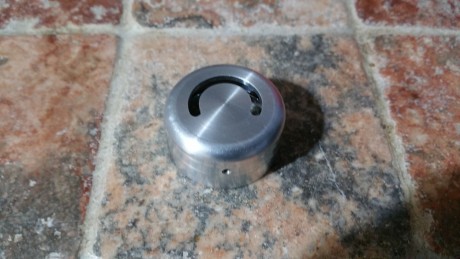 Se vende 2 depositos Quick fil con muy poco uso de HW100  de 33,5 cm de largo y 175 cc.
120€ cada uno.
Tambien 00