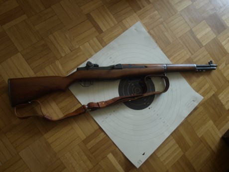 Vendo Garand fabricado por Springfield cal 30.06. Acompaño con correa y peine limitado a dos cartuchos. 01