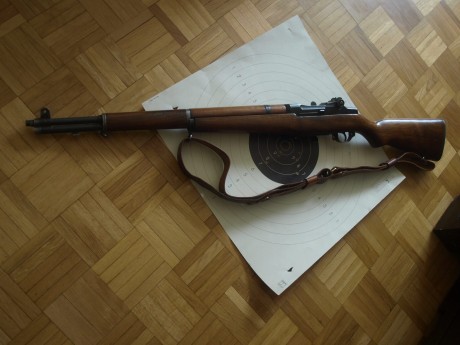 Vendo Garand fabricado por Springfield cal 30.06. Acompaño con correa y peine limitado a dos cartuchos. 00